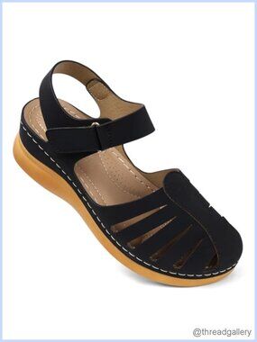Women's Comfortable Closed Toe Flat Sandals with Arch Support Adjustable Strap